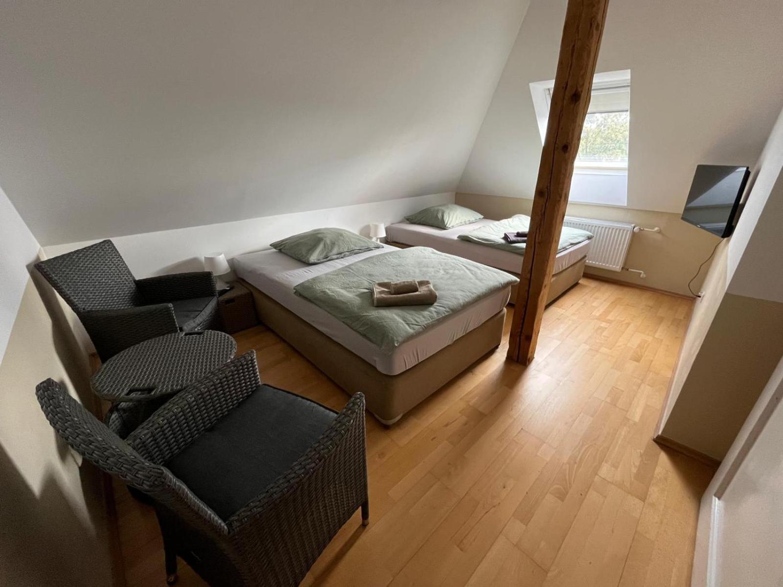 Doppelzimmer-Bad-Kuehlschrank-Tv-19 Meine المظهر الخارجي الصورة